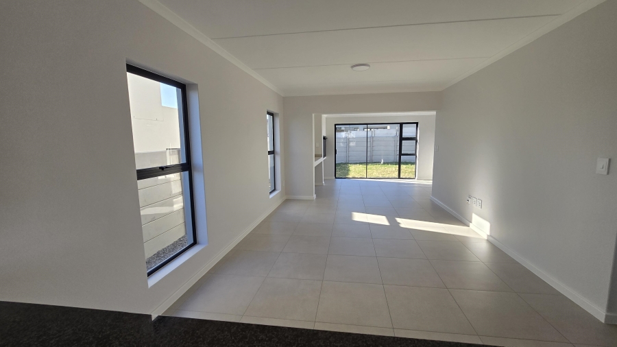 To Let 3 Bedroom Property for Rent in Haasendal Western Cape